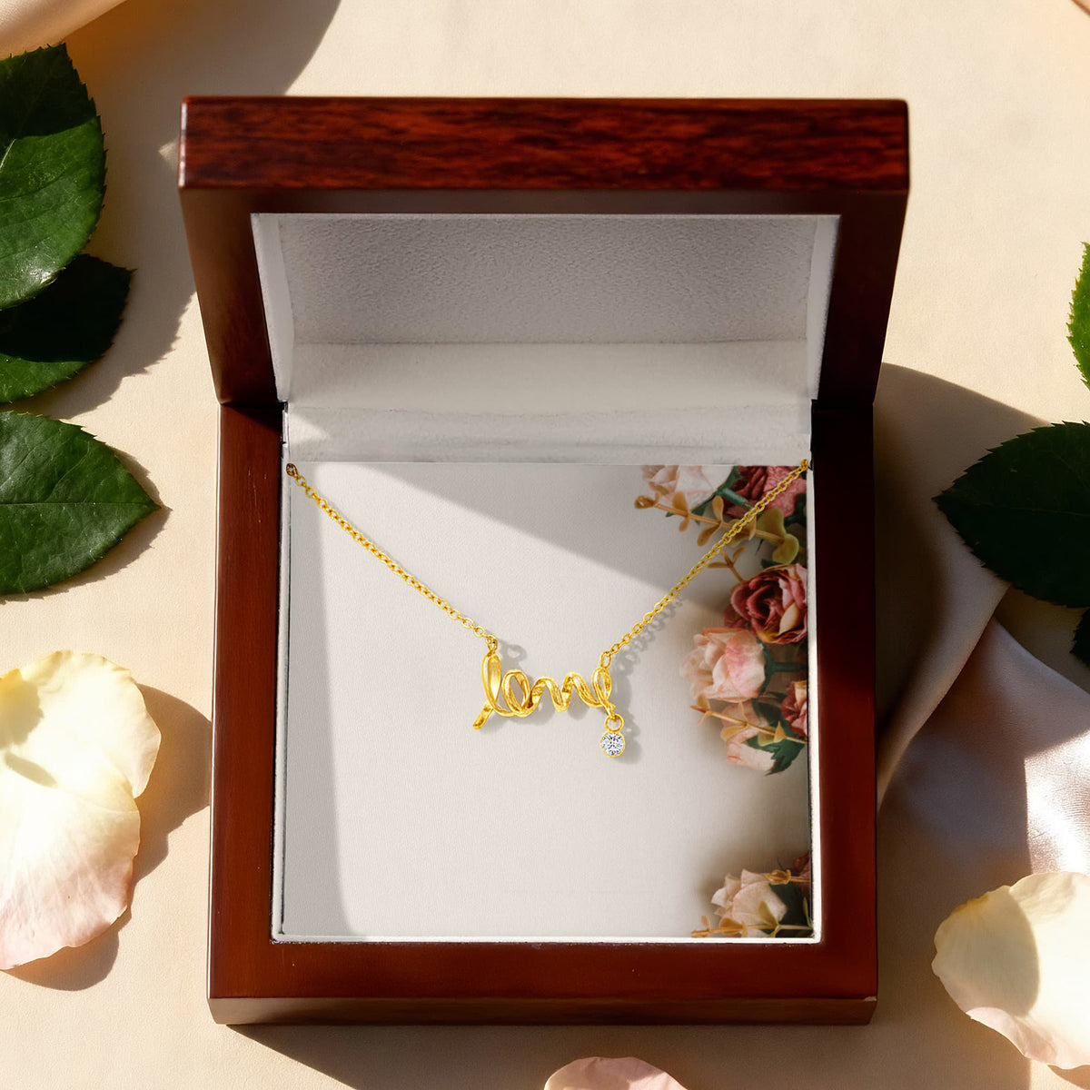 Collana con Scritta Love in Corsivo Elegante | Regalo Romantico per Lei