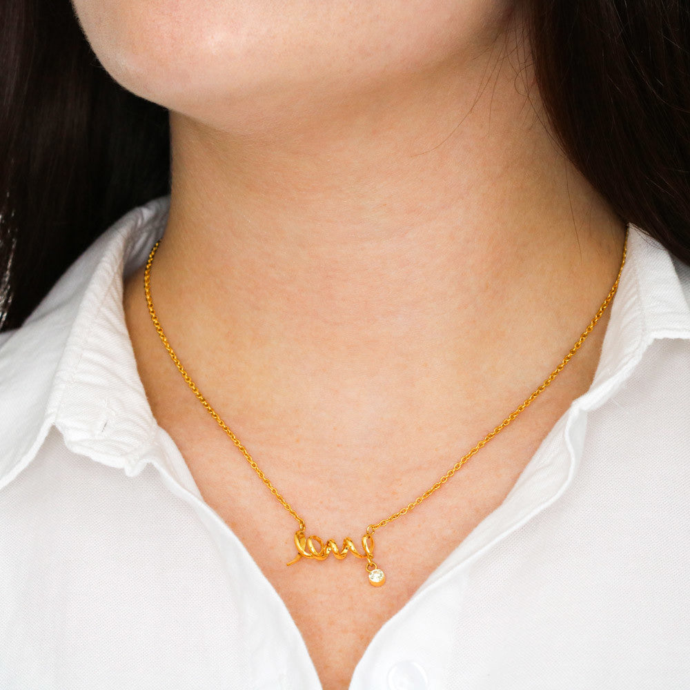 Collana con Scritta Love in Corsivo Elegante | Regalo Romantico per Lei